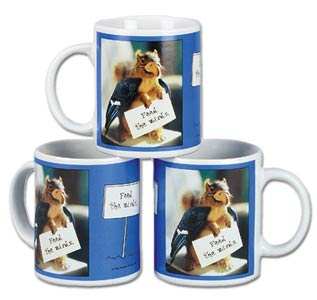 Arundale Feed The Birds Mug