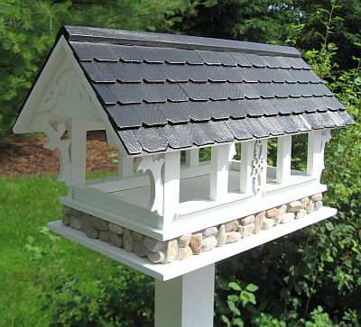 Signature Fly-Through Covered Bridge Bird Feeder