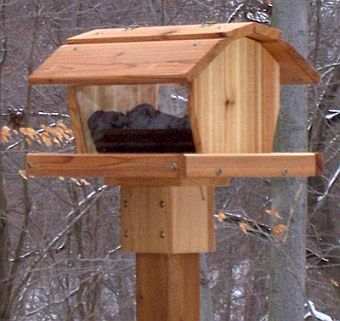 Large Capacity Cedar Flip Top Barn Feeder