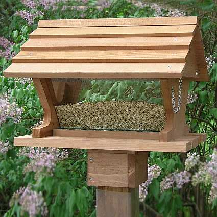 Bella Vista Bird Feeder