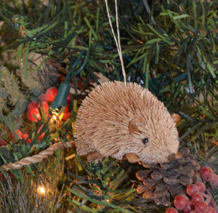 Brushart Bristle Brush Ornament Mouse