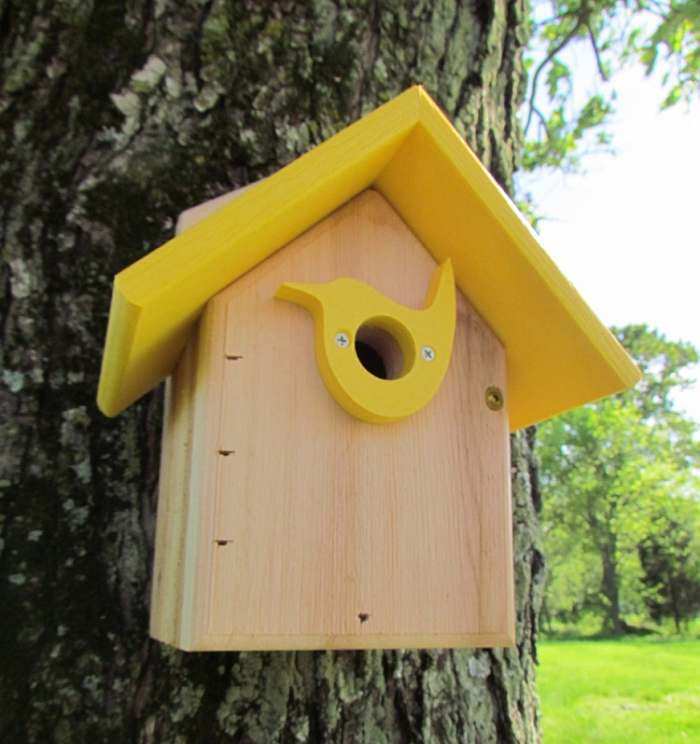Songbird Post Mount Wren House w/Portal Yellow