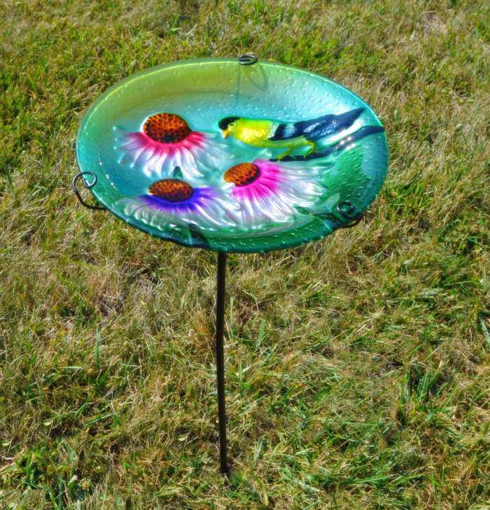 Embossed Goldfinch Bird Bath w/Stake