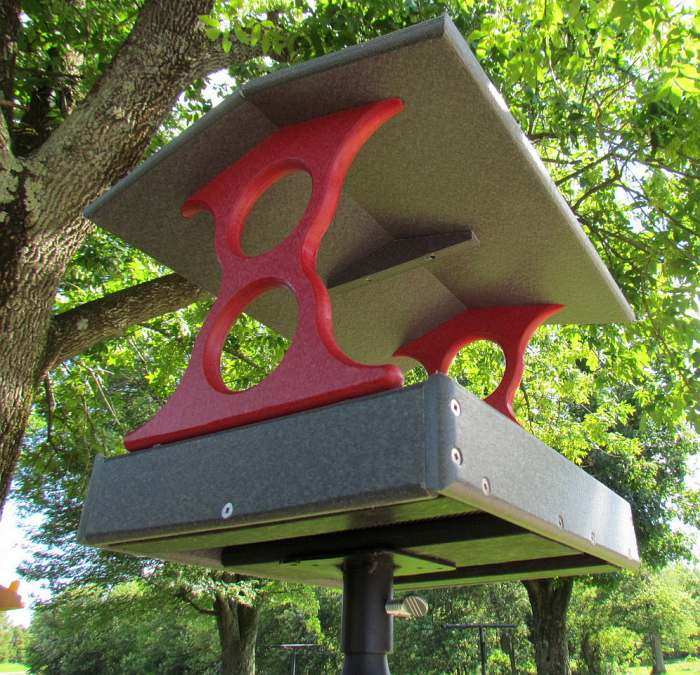 Recycled Poly Fly-Thru Feeder Red w/Pole Kit