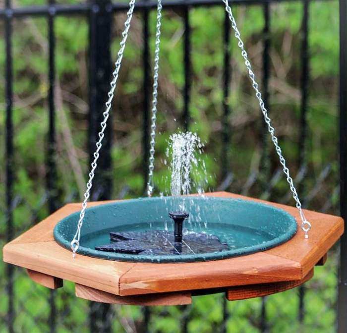 Songbird Mini Hanging Bird Bath with Floating Leaf Solar Bubbler