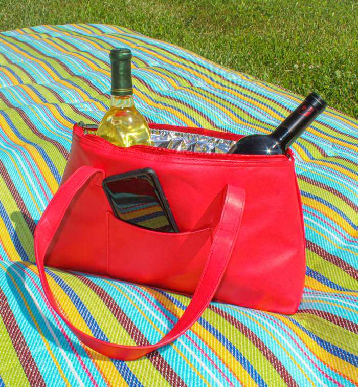Red Faux Leather Insulated Wine Purse 2 Bottles