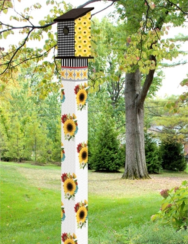 Birdhouse Art Pole 6' Sunflower Checks