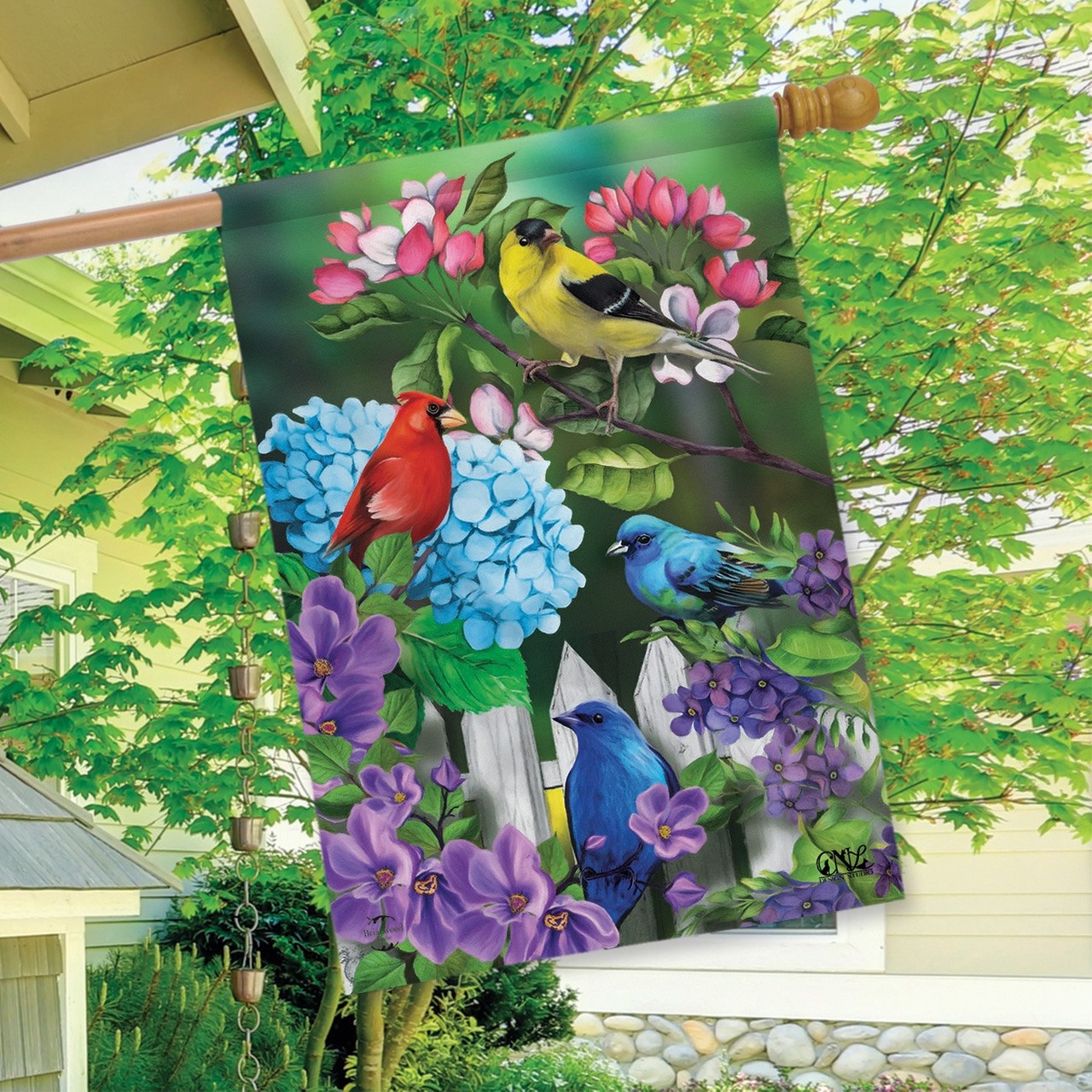 Briarwood Feathered Friends House Flag