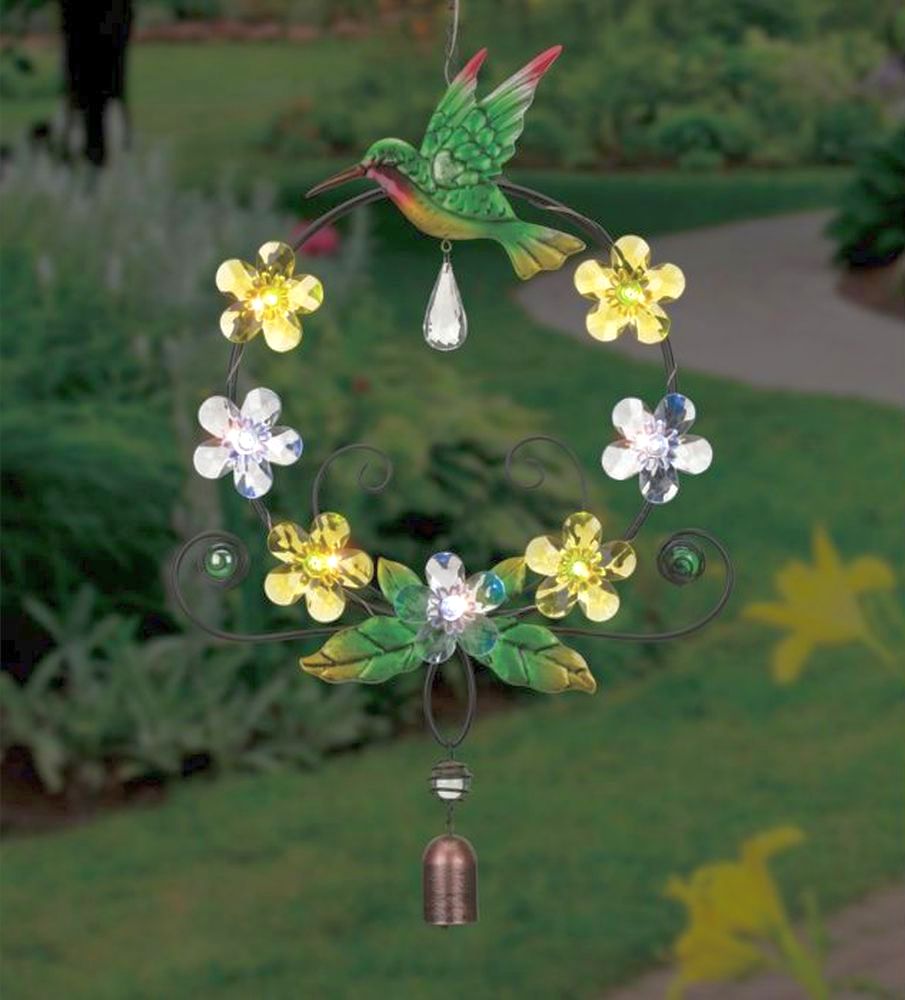 Daisy Wreath Solar Lantern Hummingbird