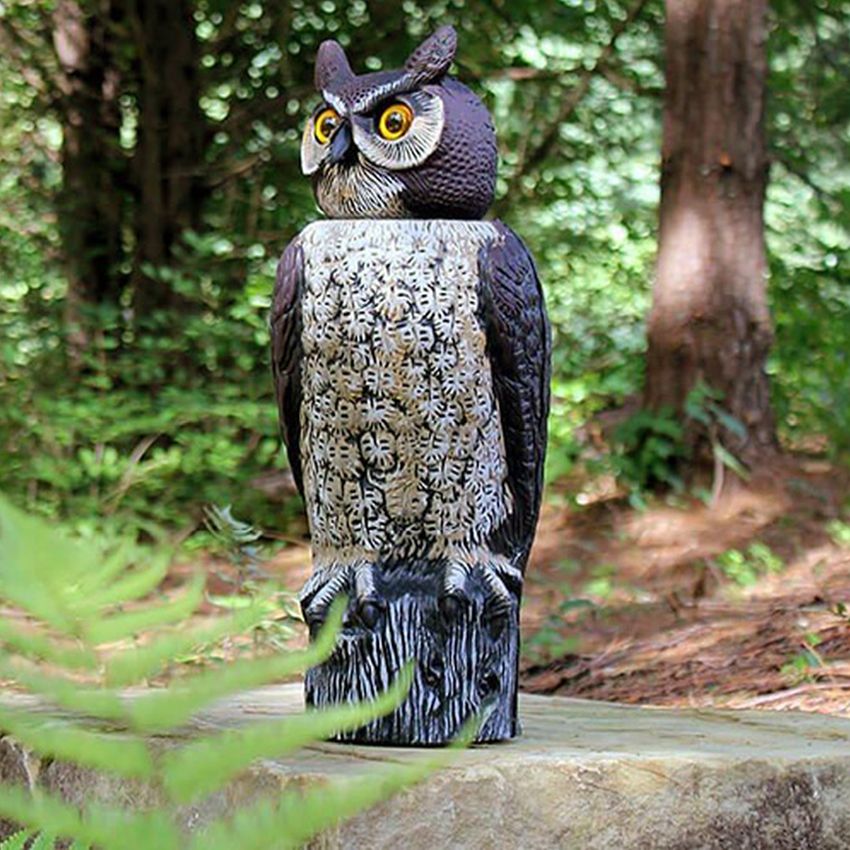 Rotating-Head Great Horned Owl Scarecrow