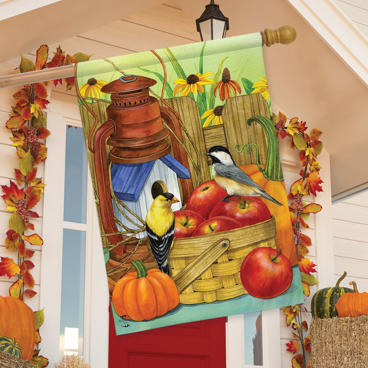 Briarwood Autumn Display House Flag