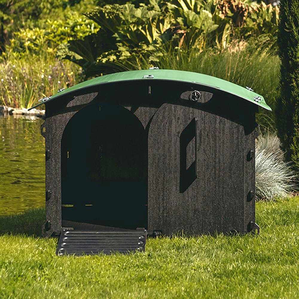 Deluxe Recycled Plastic Duck House Green/Black
