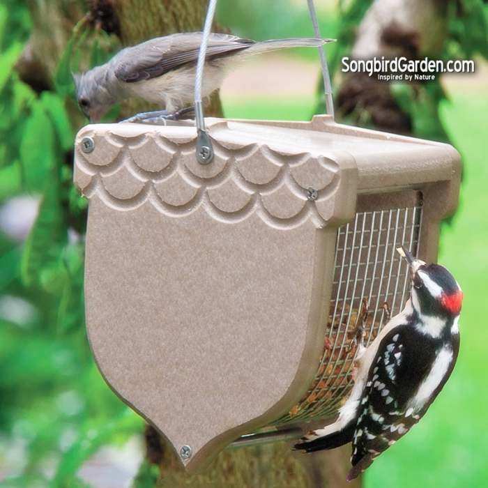 Second Nature Acorn Peanut Feeder