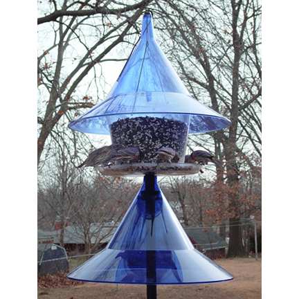 Sky Cafe Blue Squirrel-Proof Feeder w/Pole Baffle