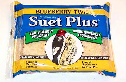 Suet Plus Blueberry Twist Cake 6/Pack