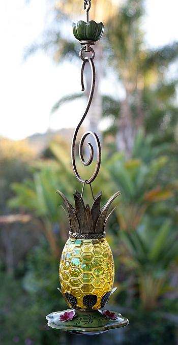 Marjorie's Garden La Pina Caribena Hummingbird Feeder with Camlet Ant Moat and Lyrical Garden Hook