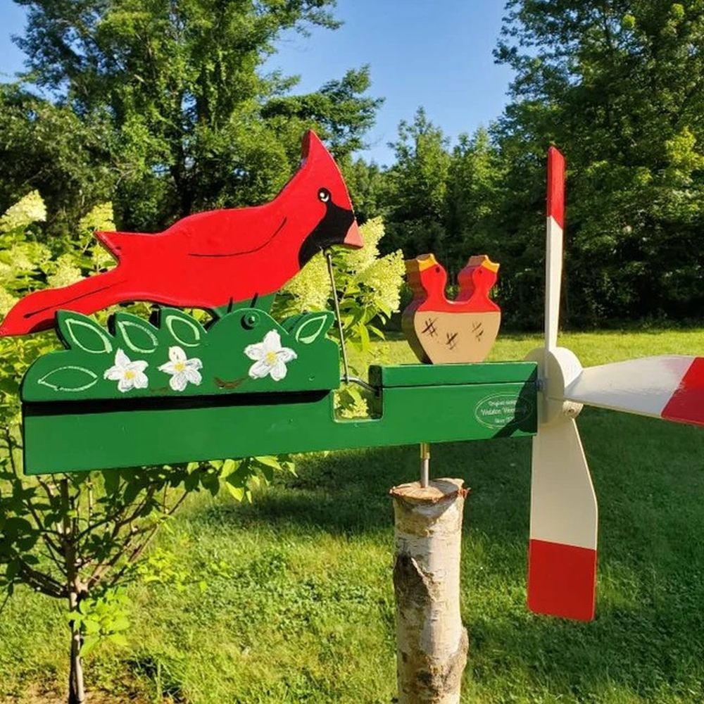 Classic Mama Cardinal & Chicks Whirligig